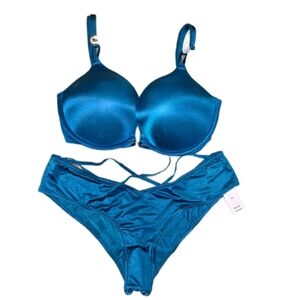 Victoria's Secret Matching Bombshell Bra & Strappy Cheeky Panty Set - 32D/Small